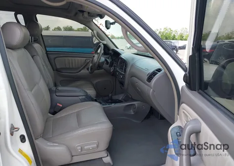 2004 Toyota Sequoia Limited V8 z USA, uszkodzony, nr VIN 5TDBT48A24S228444